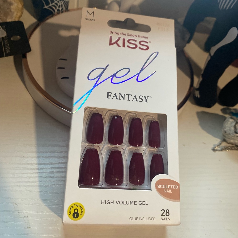 Kiss nails - Picture 3 of 9